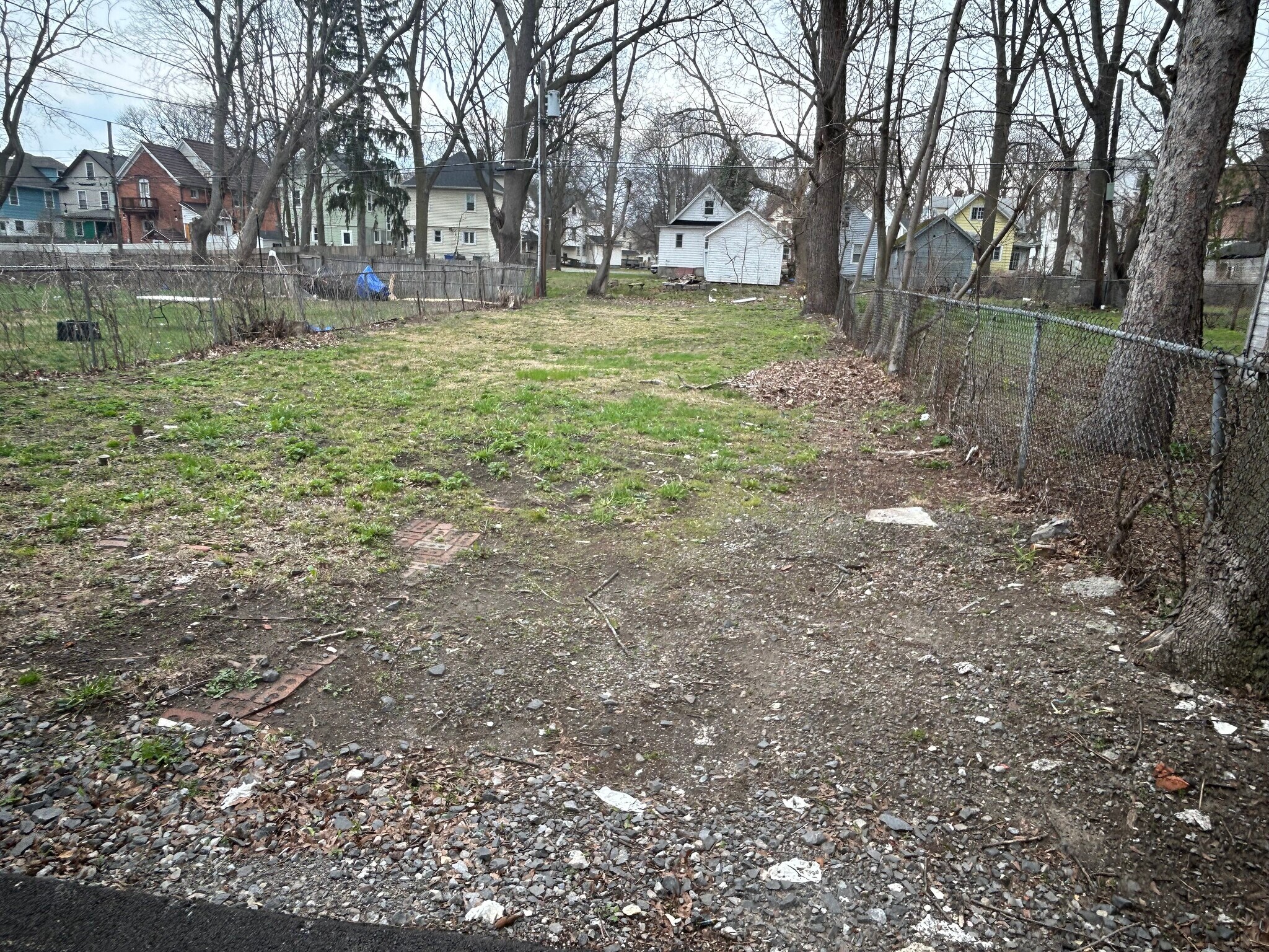 Building Photo - 1239 Plymouth Ave S