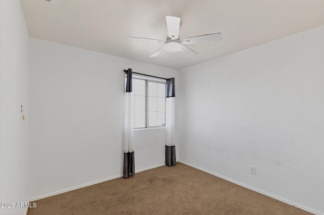 Building Photo - 12709 N El Frio St