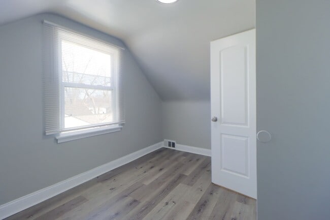 Building Photo - 4 Bedroom Cape Cod