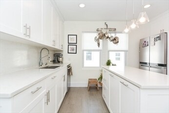 Building Photo - 48 Farquhar St