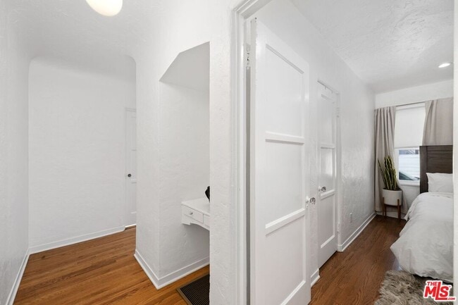 Building Photo - 601 Hayworth Ave