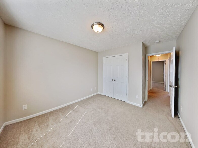 Building Photo - 3479 Melrose Dr