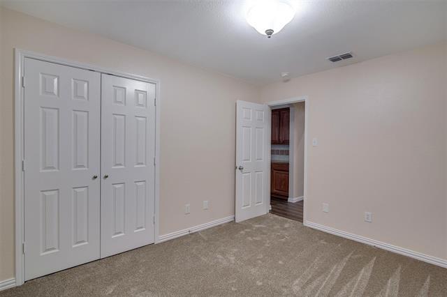 Building Photo - 1112 Emerson Dr
