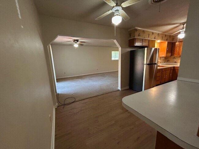 Building Photo - 5205 Nelbrook Dr
