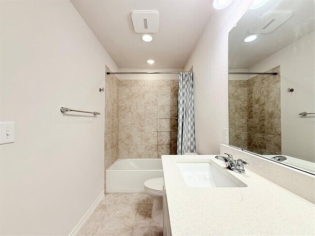 Building Photo - 7506 Elk Grove Path