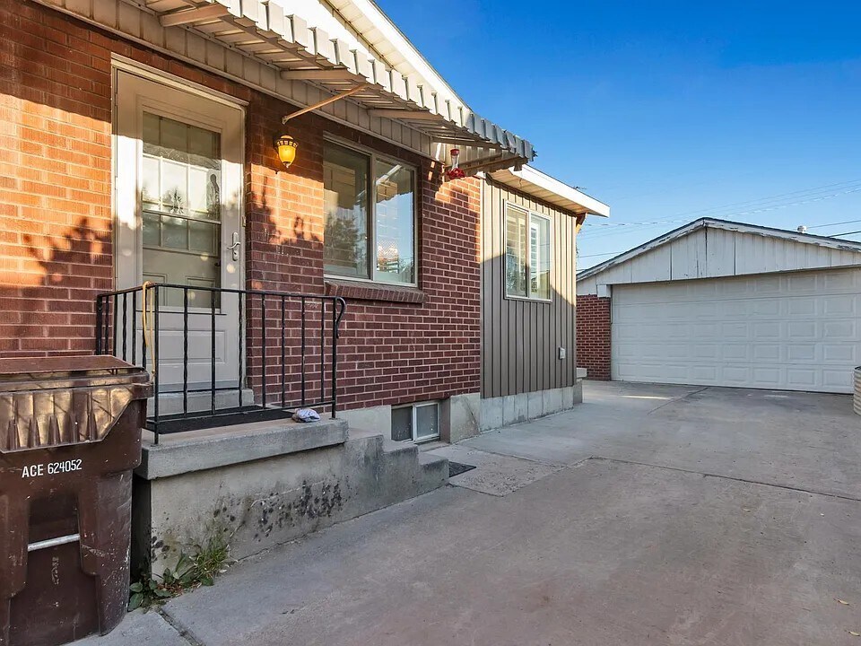Building Photo - 436 E 6815 S