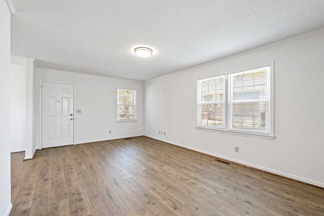 Building Photo - 203 Lancaster Ave