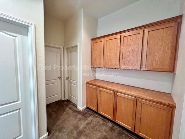 Building Photo - 8622 N Heartland Way