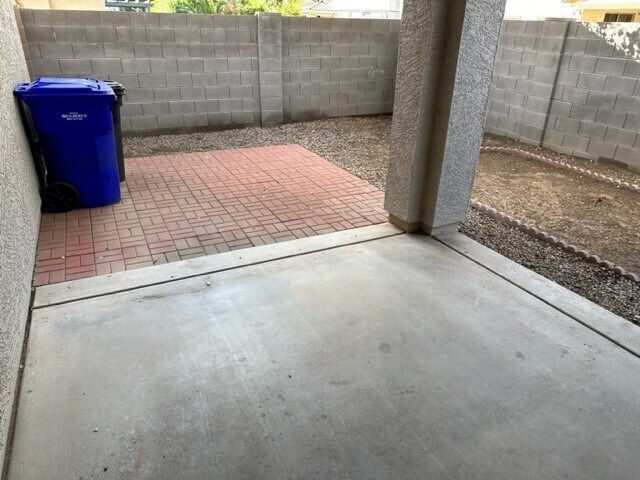 Building Photo - 1206 E Boston St