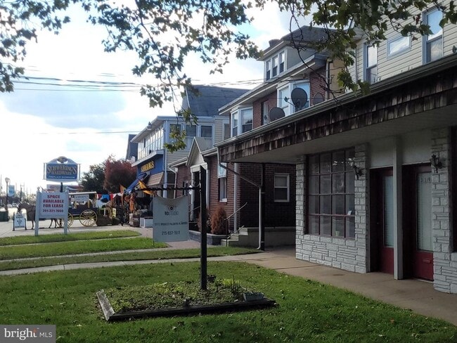 Building Photo - 317 E Broad St