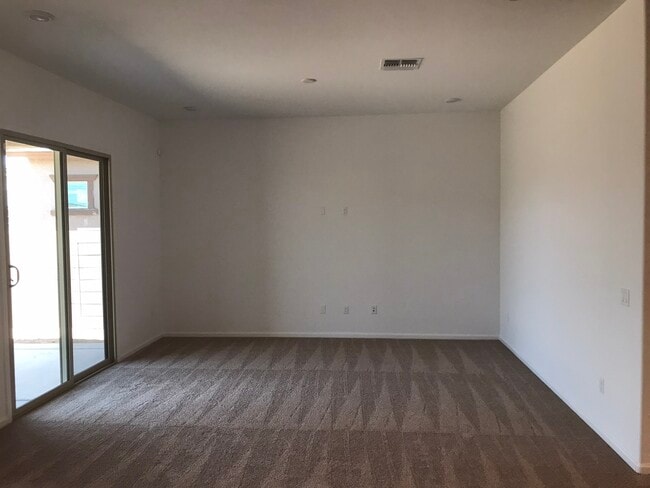 Building Photo - 10918 W Yates Ln