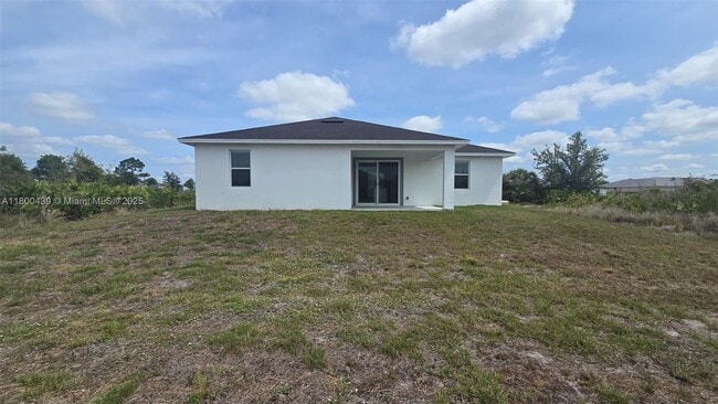 Building Photo - 2809 64