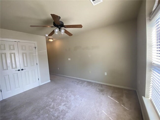 Building Photo - 3591 W Chevaux Dr