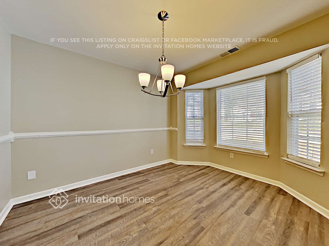 Building Photo - 15181 Tracy Beth Rd