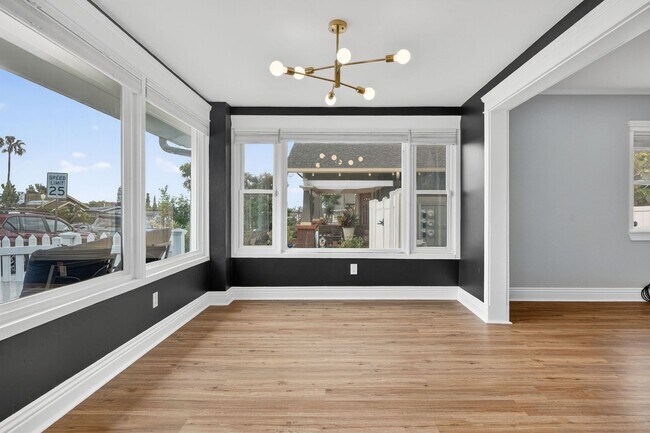 Building Photo - Beautifully updated 3-bedroom, 2.5-bathroom Craftsman in the heart of South Park