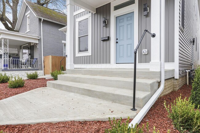 Building Photo - 961 Heyl Ave