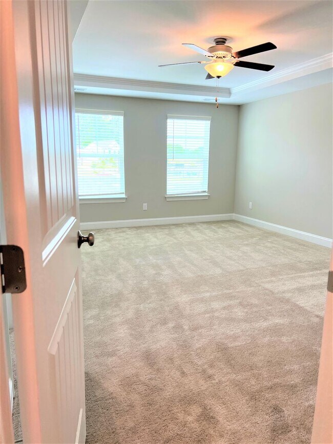 Building Photo - Coming Soon - Beautiful Home in Benson!