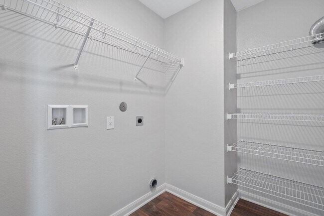 Building Photo - 3932 Northaven Trail