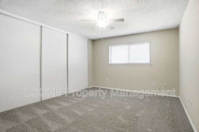 Building Photo - 4917 Ledgestone Dr