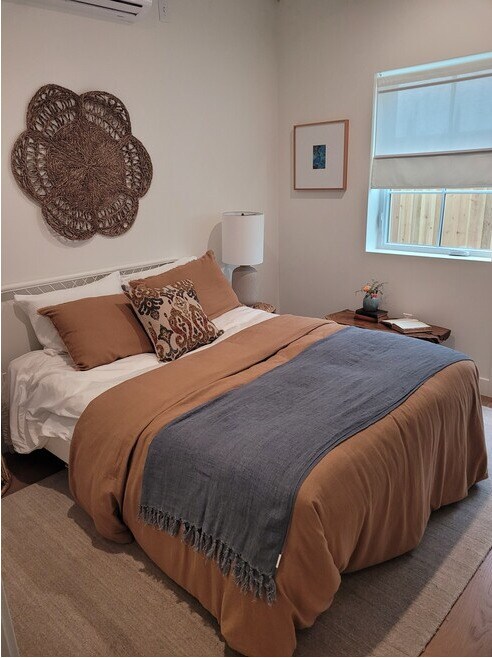 Building Photo - 3649 Cazador St