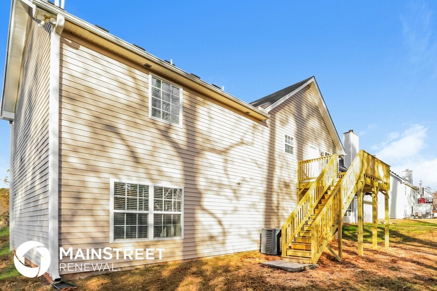 Building Photo - 499 Luke Ct