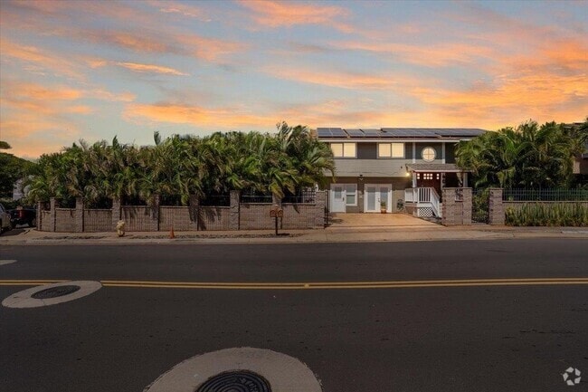 Building Photo - 485 Kaiwahine St