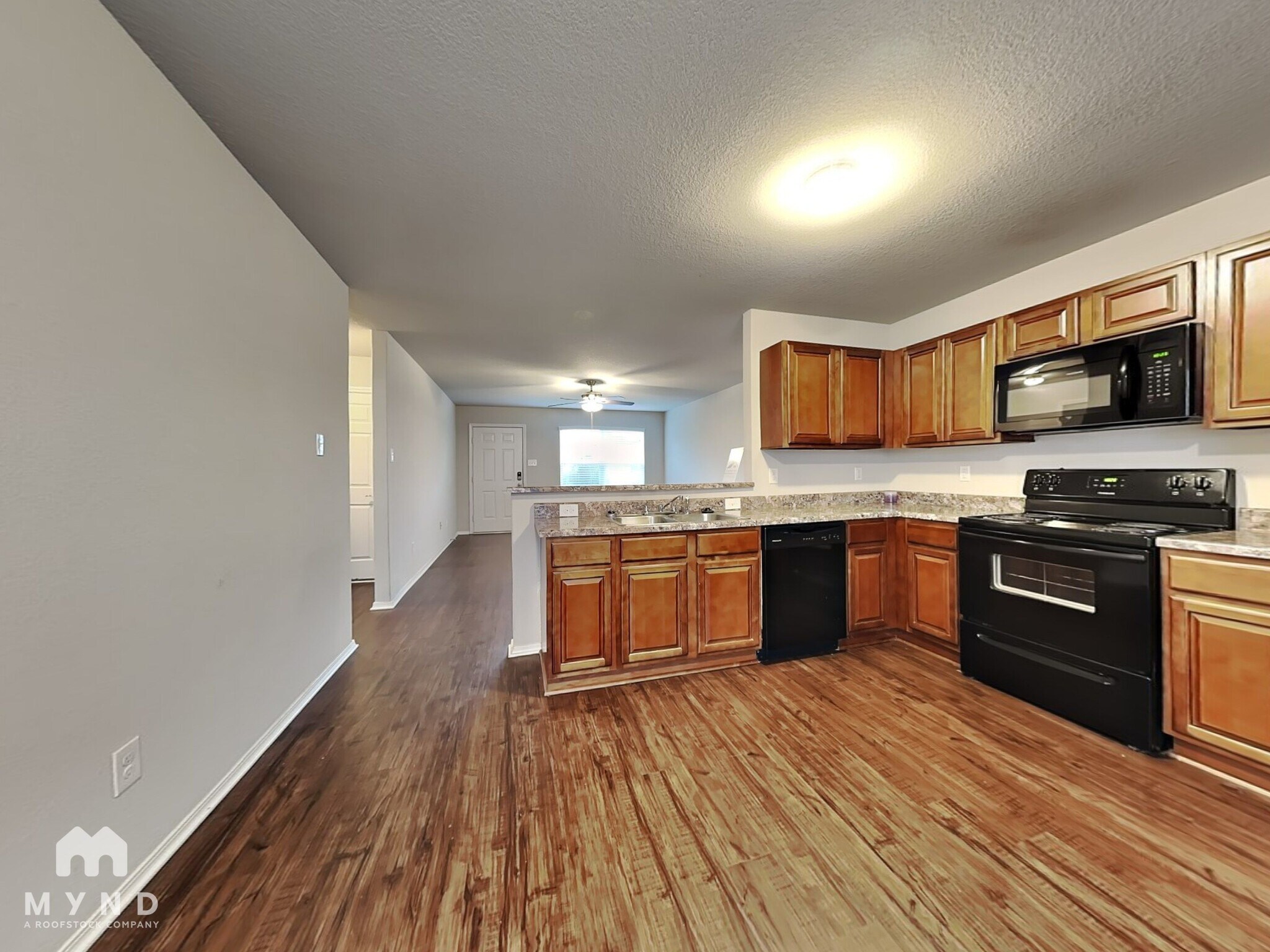 Building Photo - 940 Pinehurst Loop