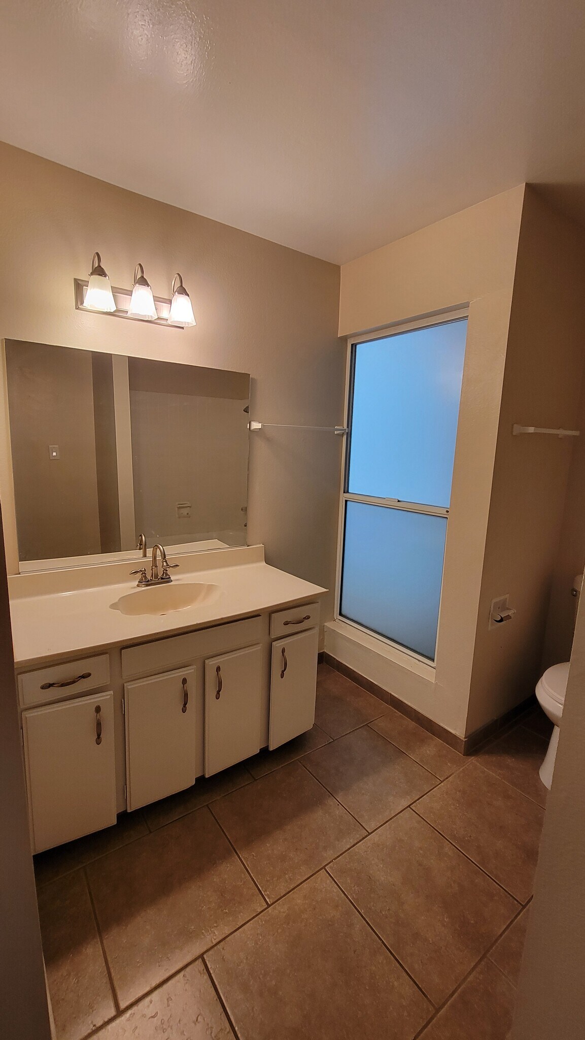 Building Photo - 7858 E Pecos Ln