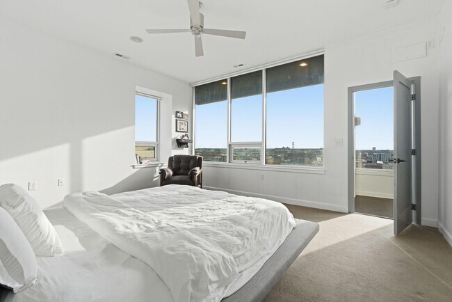 Building Photo - 145 N High St