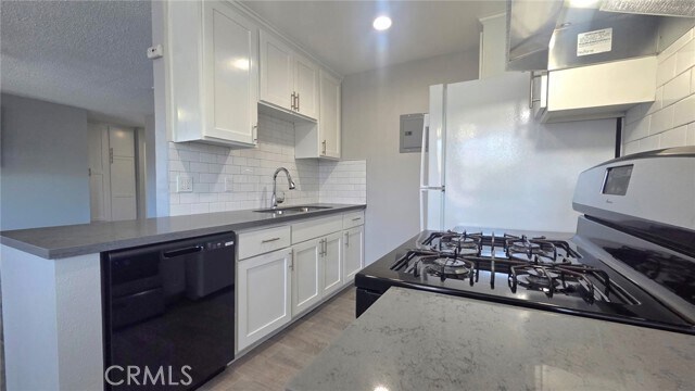 Building Photo - 17102 Emerald Ln