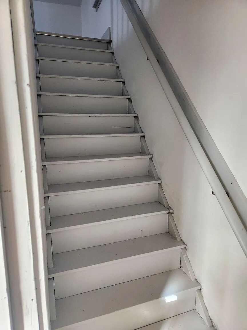 Building Photo - 302 Everett Ave