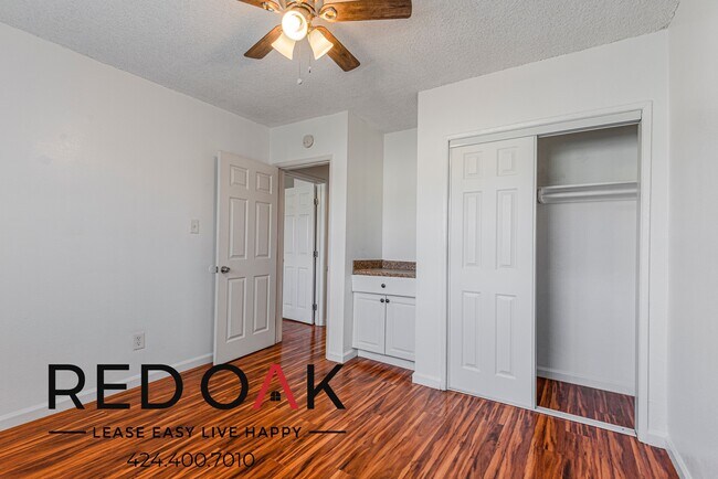 Building Photo - 1321 S Greenwood Ave