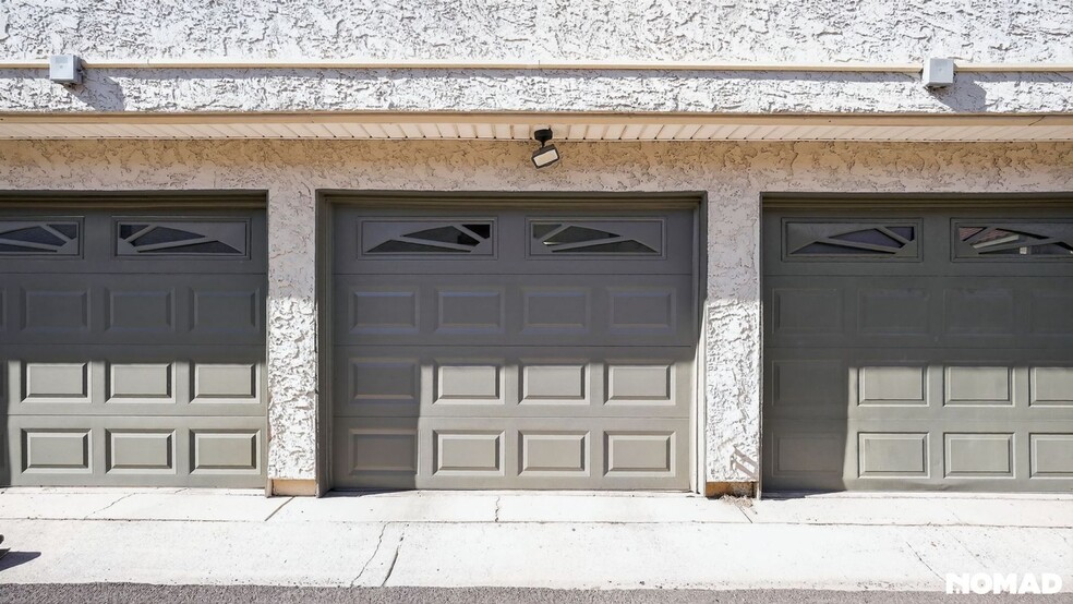 Building Photo - 30 E Brown Rd