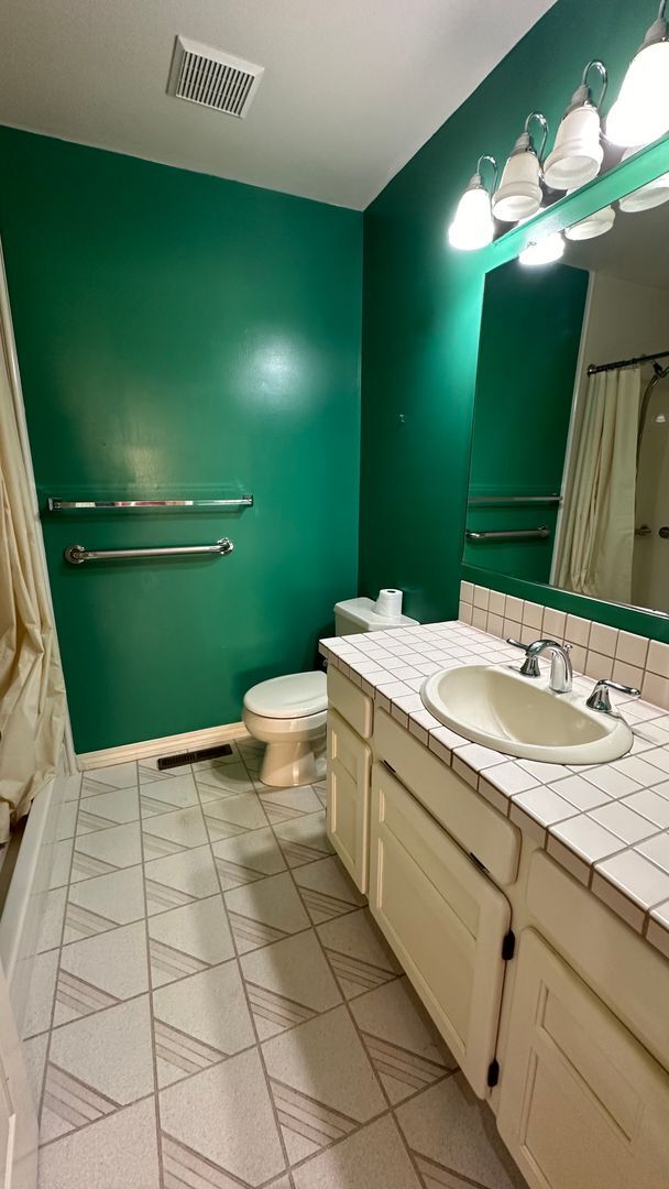 Building Photo - Cedar Mill, Gorgeous 3 bed 2.5 bath home. Walk through video