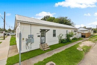 Building Photo - 4200-4202 5th St