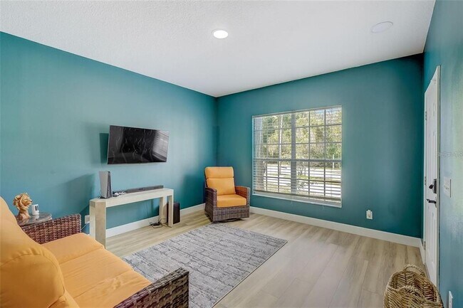 Building Photo - 10640 Sun Villa Blvd