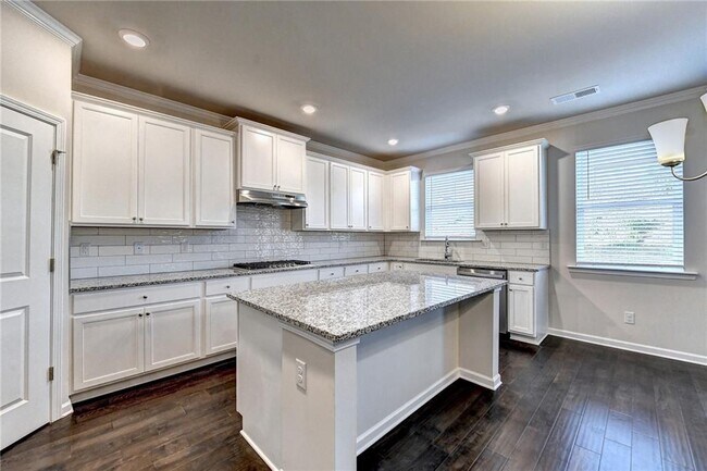 Building Photo - 354 Paxton LN