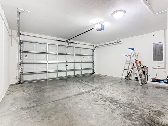 Building Photo - 465 Buchannan Dr