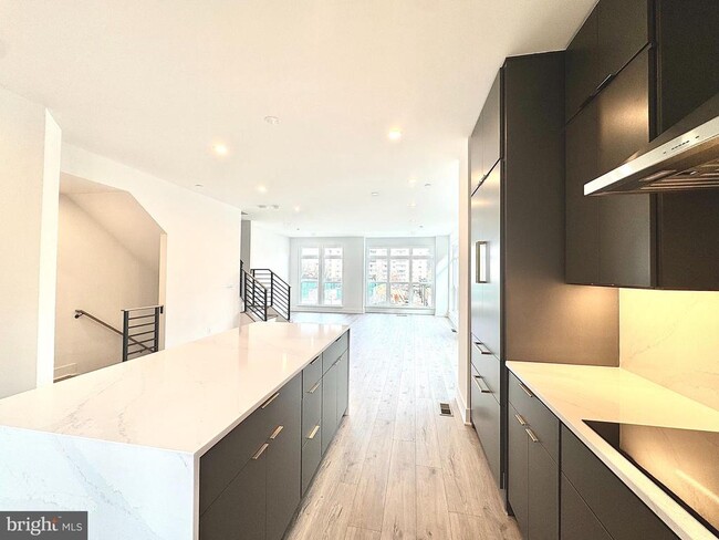 Building Photo - 5502 Topaz Ln