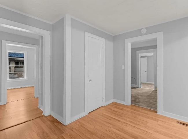 Building Photo - NEW INVENTORY!!!! COME SEE ME!!!