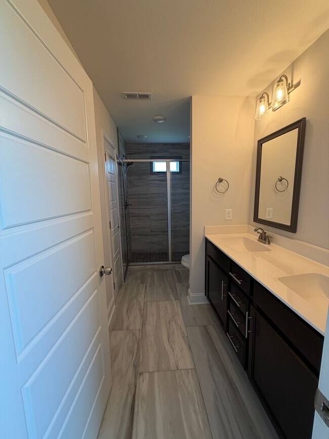 Building Photo - 2636 Rafiki Dr