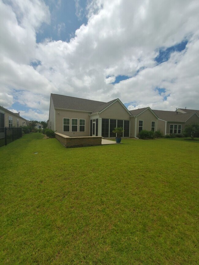 Building Photo - The Farm in Carolina Forest