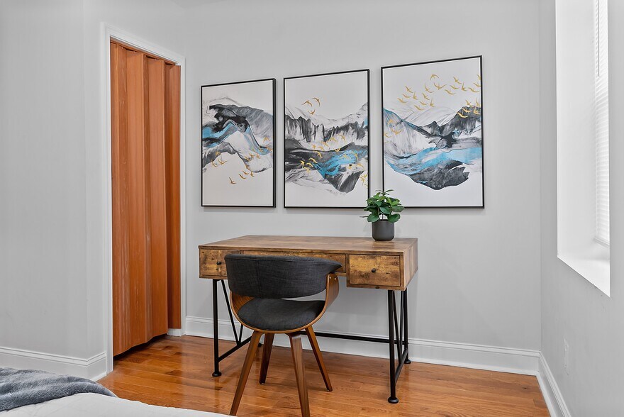 Building Photo - 3025 Baltz St