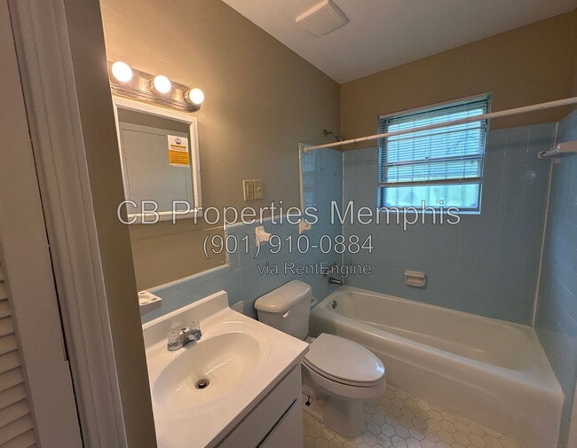 Building Photo - 3642 Fiat Cove