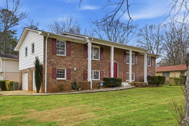 Building Photo - 2351 Emerald Falls Dr