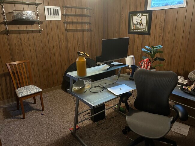 Lower level office - 306 S Franklin St