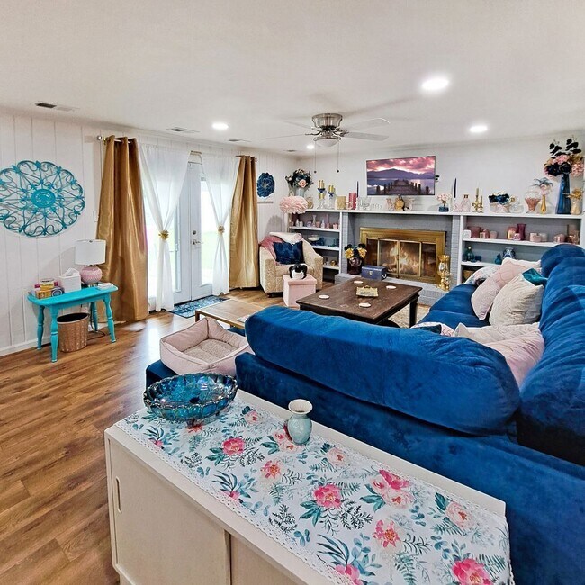 Building Photo - 3506 Lisa Ln