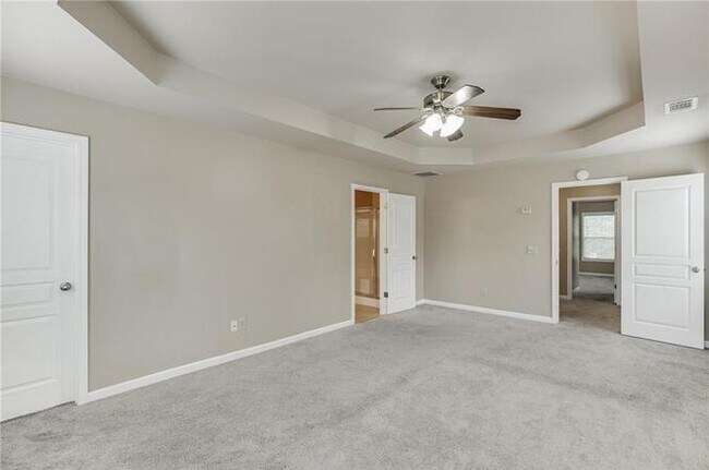 Building Photo - 314 Oakland Hills Way
