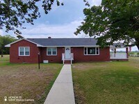 Building Photo - Charming 4-Bedroom Home for Rent – Peaceful & Nature-Filled Setting