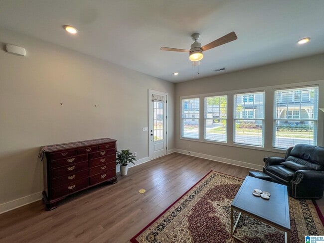 Building Photo - 4740 Arden Wy